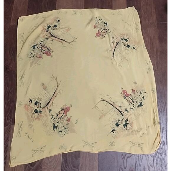Vintage Equestrian Fox Hunting Dogs Hounds Yellow English Scarf 29 x 30 square - Picture 6 of 15